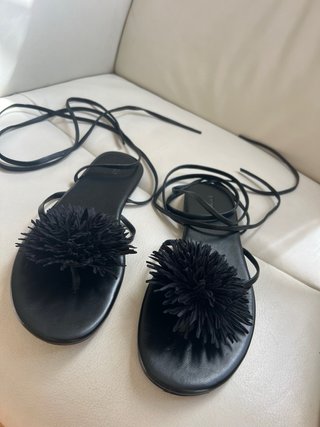 Sandalias Zara Home Piel Flor Negra