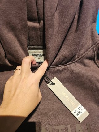 Sudadera Fear of God Essentials Marrón Talla S