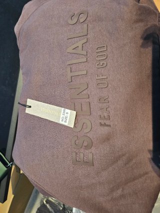 Sudadera Fear of God Essentials Marrón Talla S