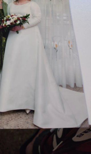 Vestido de novia con cancan