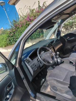 Toyota Corolla 2003
