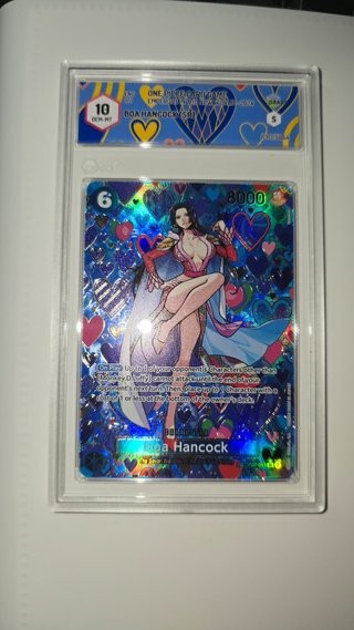 Boa Hancock (OP07-051) GRAAD 10 OPTCG