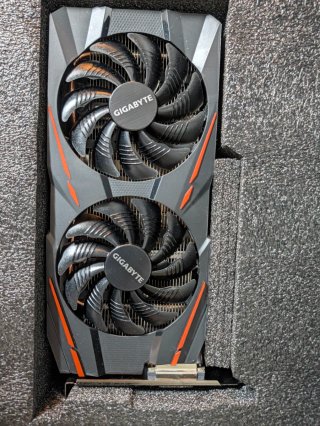 Tarjeta Gráfica Gigabyte Radeon RX570 4GB