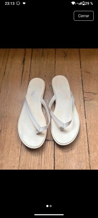 Chanclas blancas sandalias