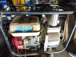 Motobomba de agua a gasolina 5.5 HP (Motor 168F)
