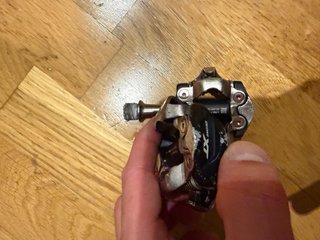 Pedales Shimano XT PD-M8100