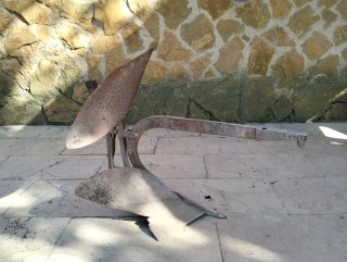 Arado antiguo de labranza