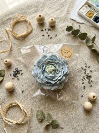 Profumatore in gesso a forma di peonia