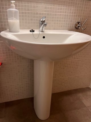 Espejo con Armario y Lavabo