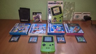 Consola Game Boy Color + 4 juegos