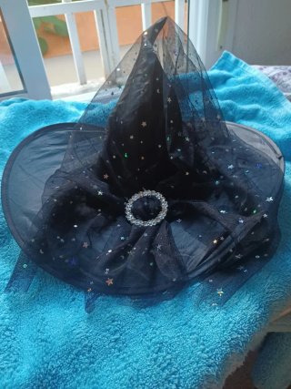 Sombrero de Bruja Negro con Estrellas