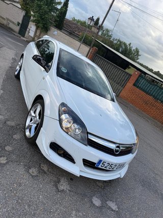 Opel Astra 2007