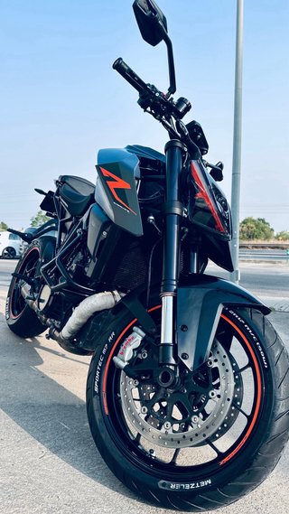 KTM 1290 Super Duke R (2018)