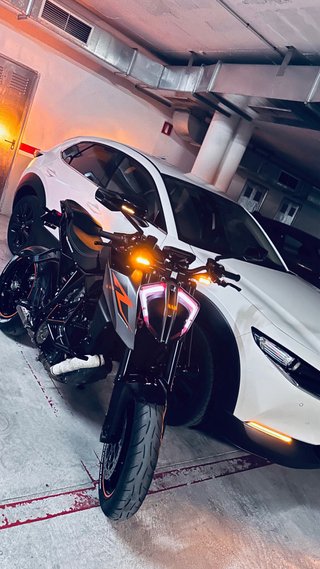 KTM 1290 Super Duke R (2018)