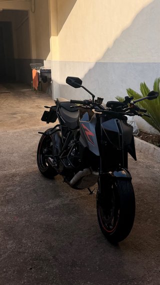 KTM 1290 Super Duke R (2018)