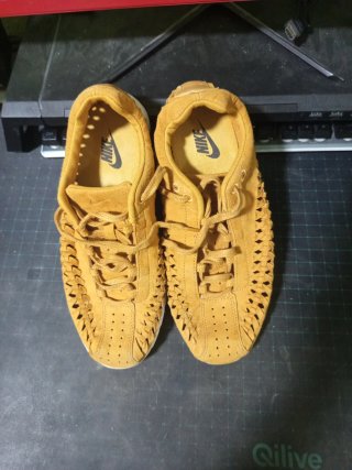 Zapatillas Nike Mayfly Amarillas