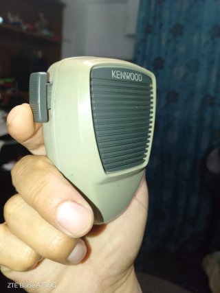 Micrófono Dinámico Kenwood 600 Ohmios