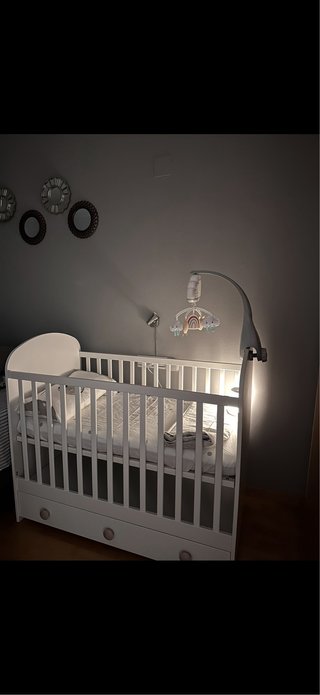 Cuna IKEA Blanca con Cajón