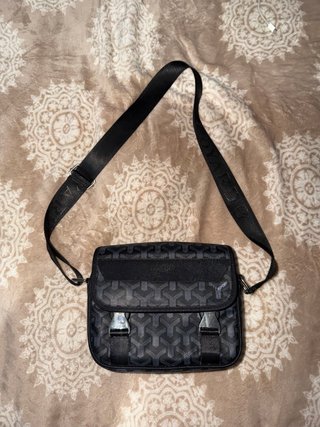 Riñonera Goyard Negra