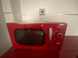 Microondas Mandine Rojo
