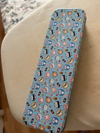 Estuche Metálico con Estampado