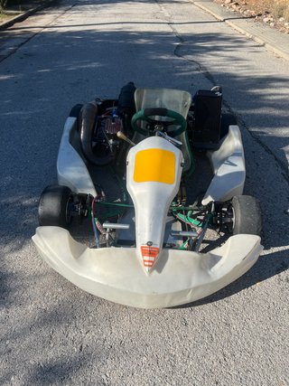 Kart KZ Blanco y Amarillo