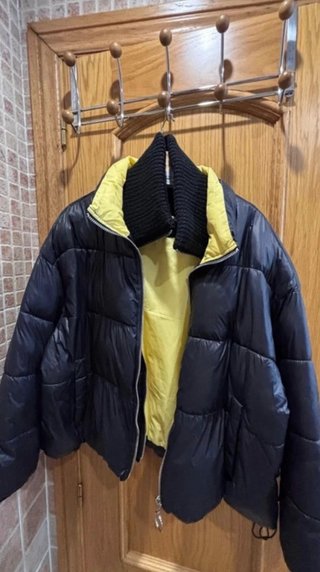 Chaqueta Zara Negra y Amarilla