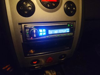 Radio CD Sony para coche