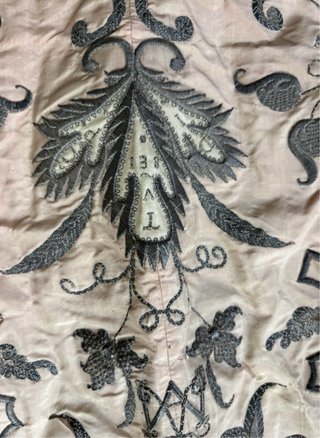 Antiguo bordado plata