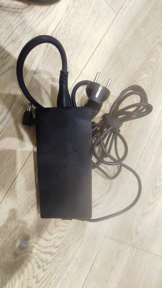 Cargador ASUS 180W (Despiece/Reparación)