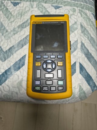 Osciloscopio Fluke 123 Industrial Scopemeter