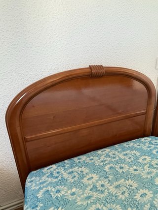 Base cama con cabecero y colchón
