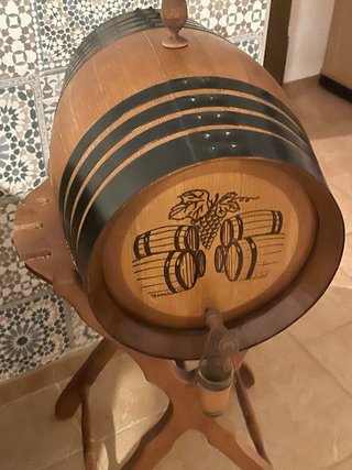 Barril de Vino con Soporte, 32 litros