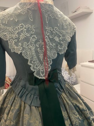 Traje de Fallera Beige y Azul
