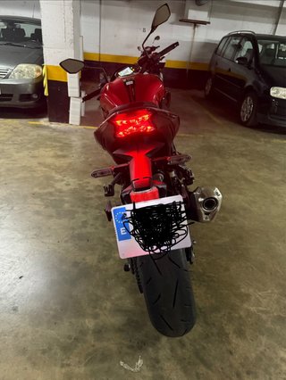 Kawasaki Z900 A2 Naked Roja y Negra