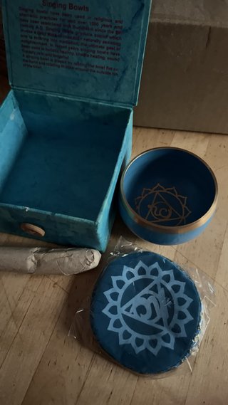 Cuenco Tibetano con su Caja y Cojín