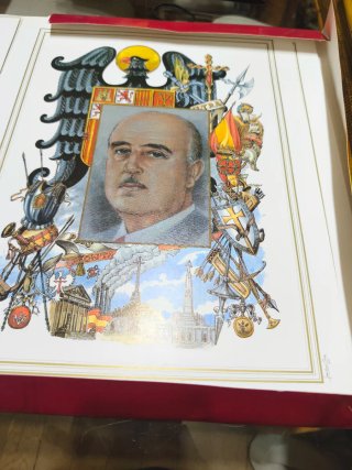 Carpeta 22 Láminas Centenario Franco