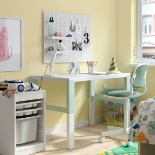 Tavolo da studio per bambini regolabile
