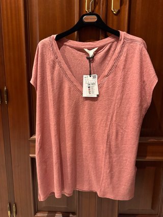 Camiseta rosa sin estrenar Talla L