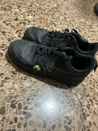 Nike Air Force 1 Negras