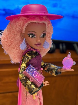 Monster High Rae Lumina Spellbook & Mirror