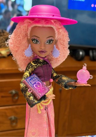 Monster High Rae Lumina Spellbook & Mirror