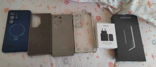 Samsung Galaxy S25 Ultra Fundas y Cargador