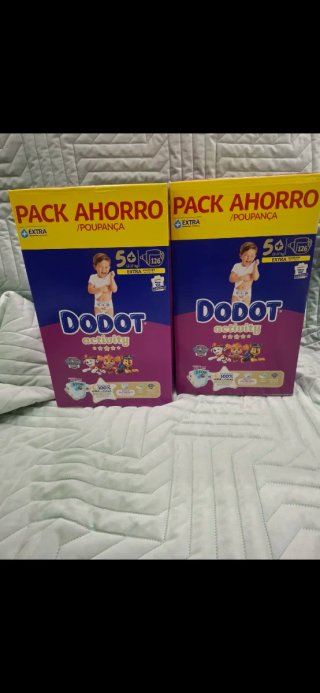2 Embalagens de Fraldas Dodot Activity Tamanho 5+