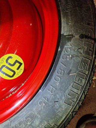 Rueda de emergencia Ford Focus