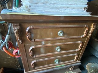 Comodini antichi in legno