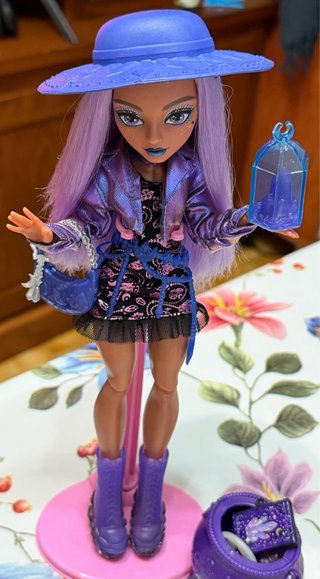 Monster High Layla Moonspell Magic