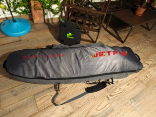 Tabla Jetboard convertible en moto acuatica 62km/h
