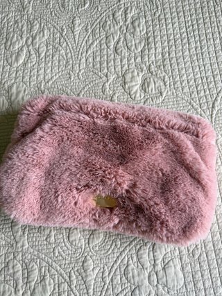 Bolso de pelo rosa