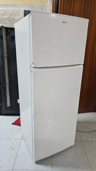 Frigorífico 60x160cm